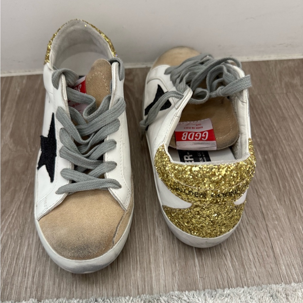 Golden Goose Superstar IT 36 NEVER WORN - Picture 2 of 6